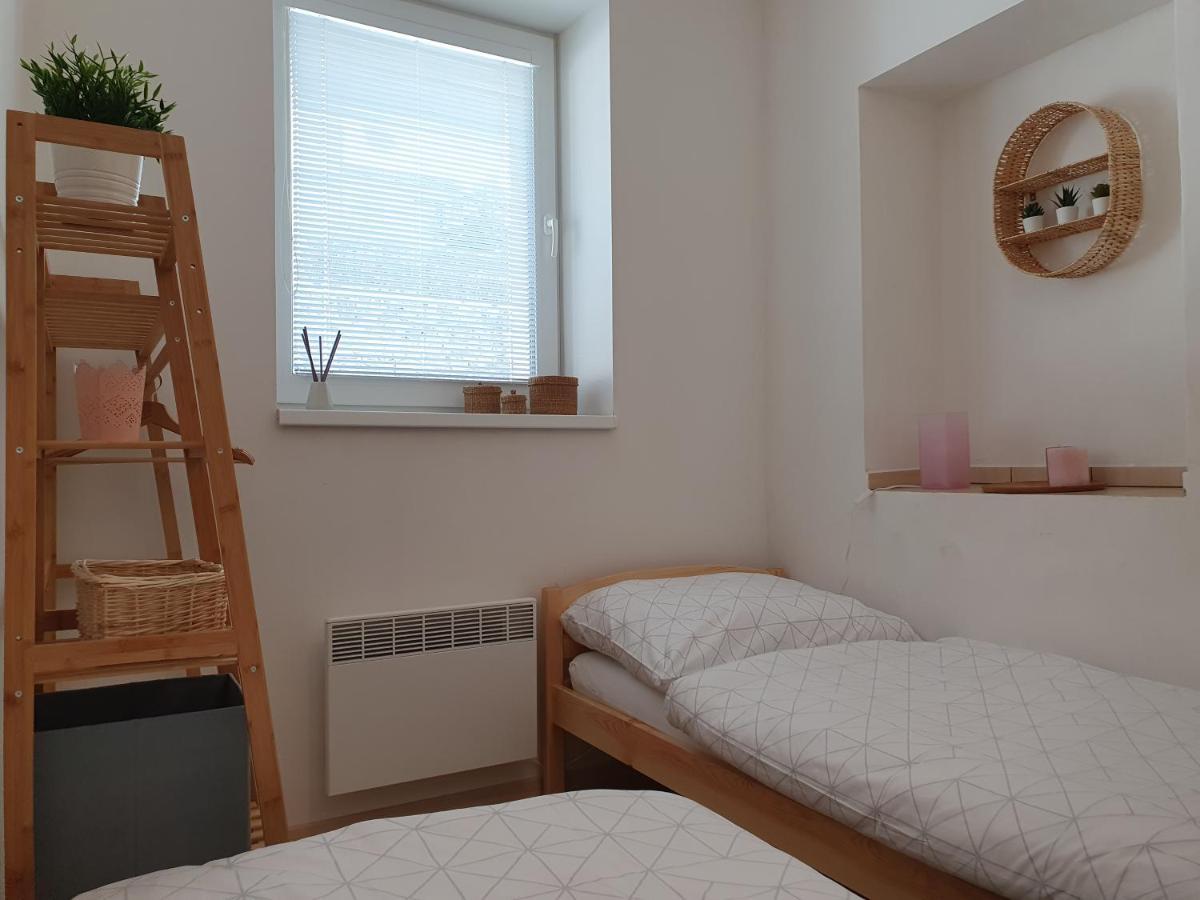 Apartmany Brachovna Mikulov v Krusnych Horach Buitenkant foto